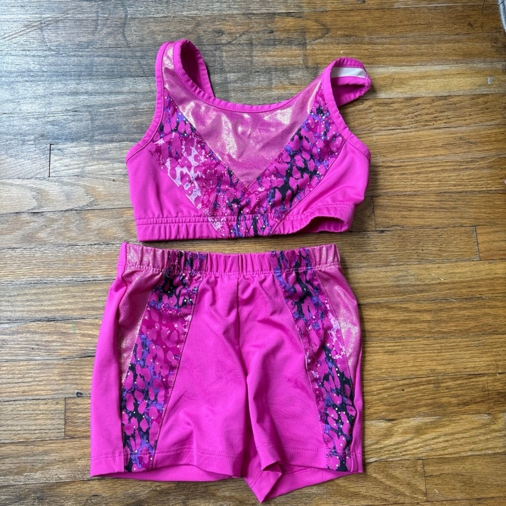 Danskin Now Pink Sports Bra and Shorts Set